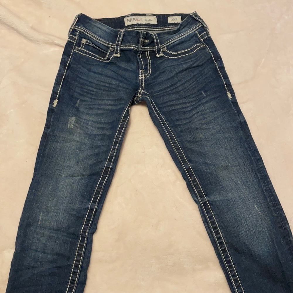 Buckle jeans